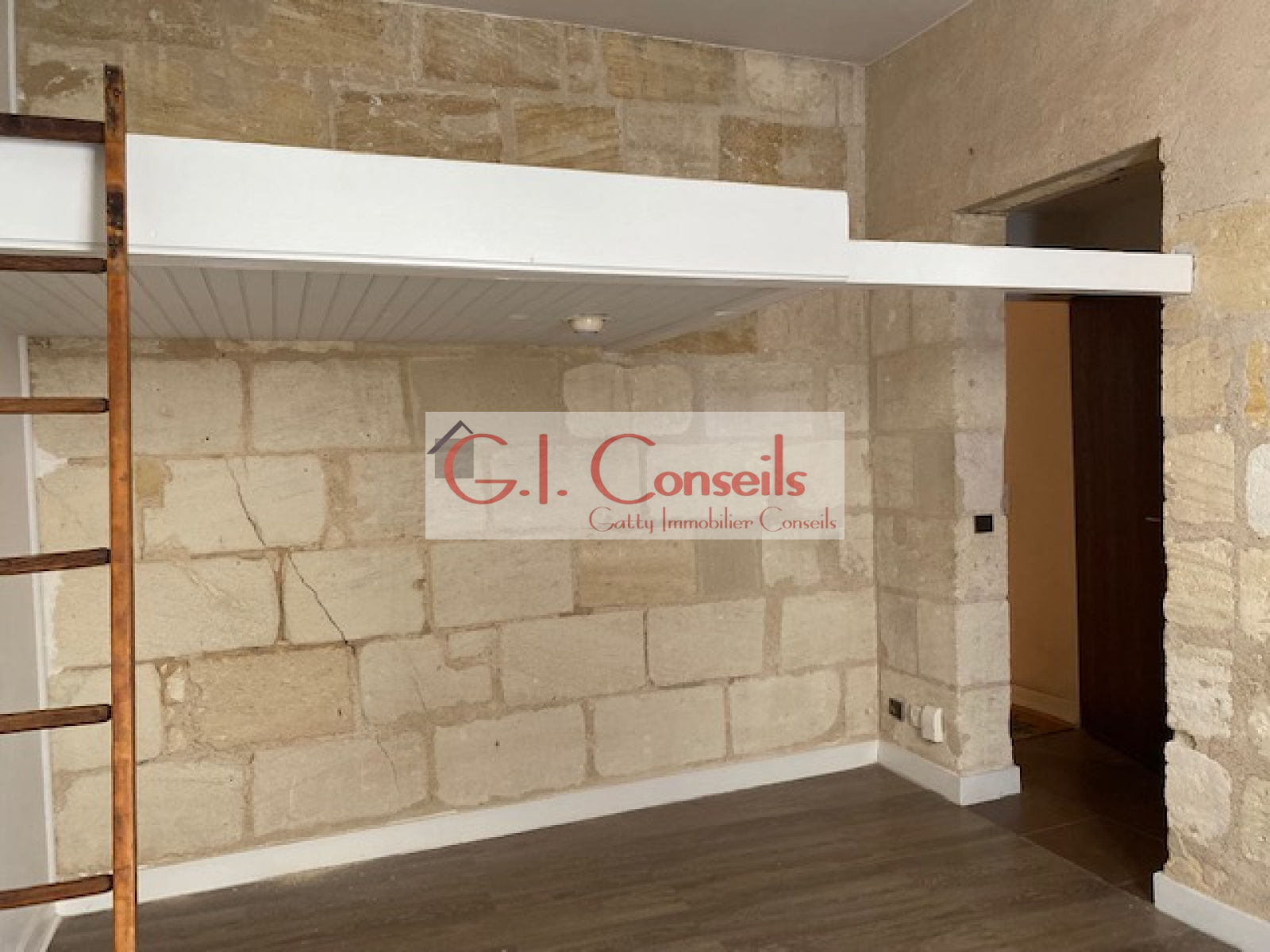 Image_, Studio, Bordeaux, ref :AB2775
